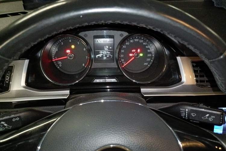 Used Volkswagen Bora 2016 1.6L Automatic Comfort Model Instrument Cluster