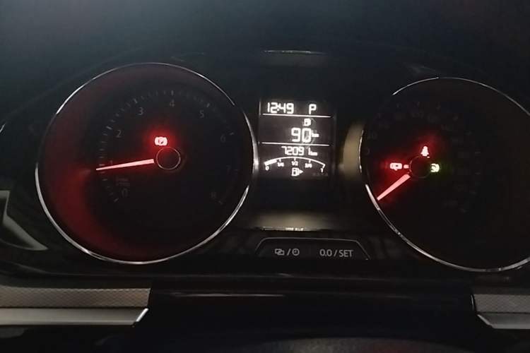 Used Volkswagen Bora 2016 1.6L Automatic Comfort Model Instrument Cluster