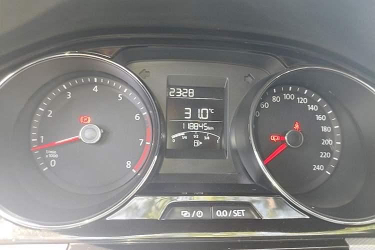 Used Volkswagen Bora 2016 1.6L Manual Comfort Model Instrument Cluster