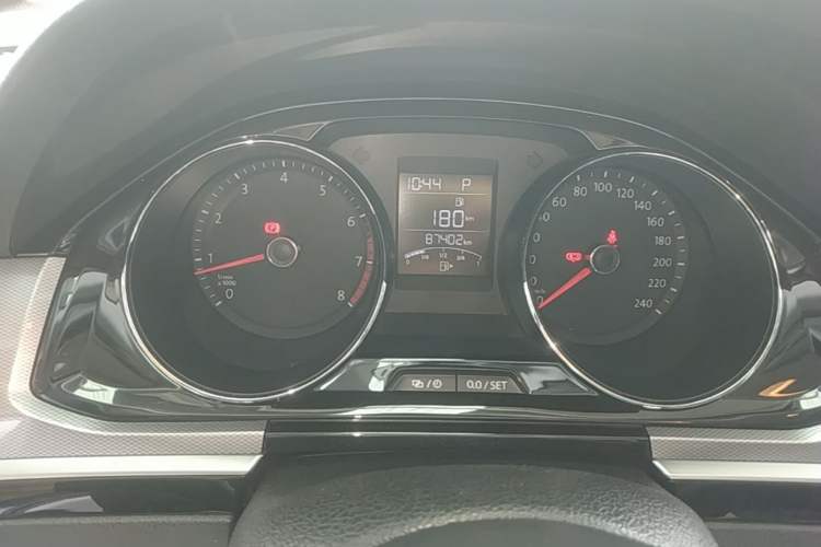 Used Volkswagen Bora 2016 1.6L Automatic Comfort Model Instrument Cluster