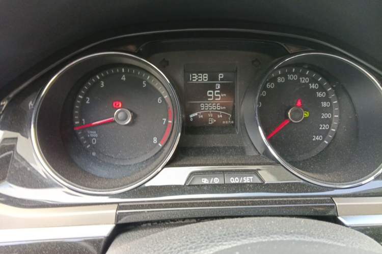 Used Volkswagen Bora 2016 230TSI DSG 25th Anniversary Edition Instrument Cluster