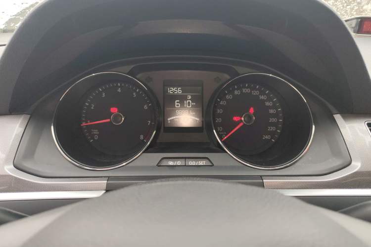 Used Volkswagen Bora 2016 1.6L Manual Fashion Edition Instrument Cluster