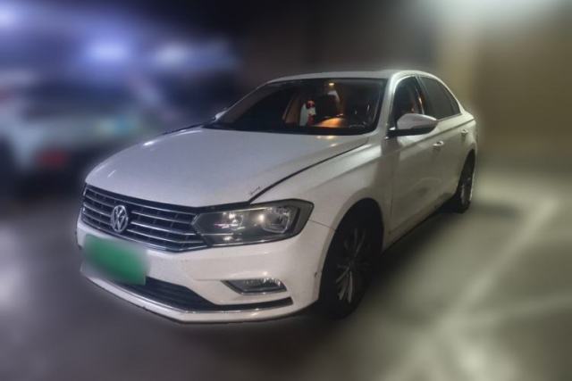 Volkswagen Bora 2016 1.6L Manual Comfort Model usado
