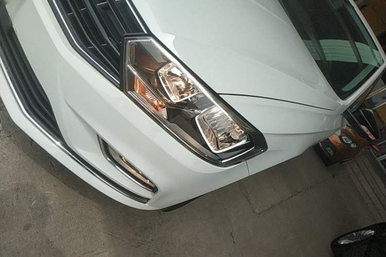 Used Volkswagen Bora 2016 1.6L Automatic Comfort Model Left Front Headlight