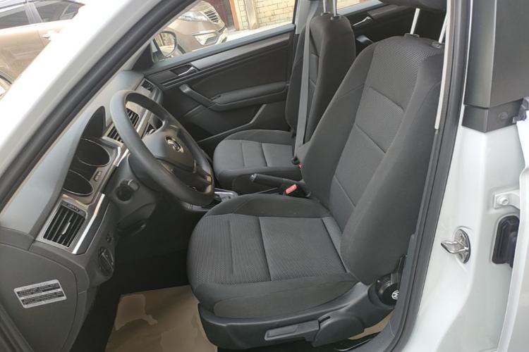 Used Volkswagen Bora 2016 1.6L Automatic Fashion Model Left Front Seat