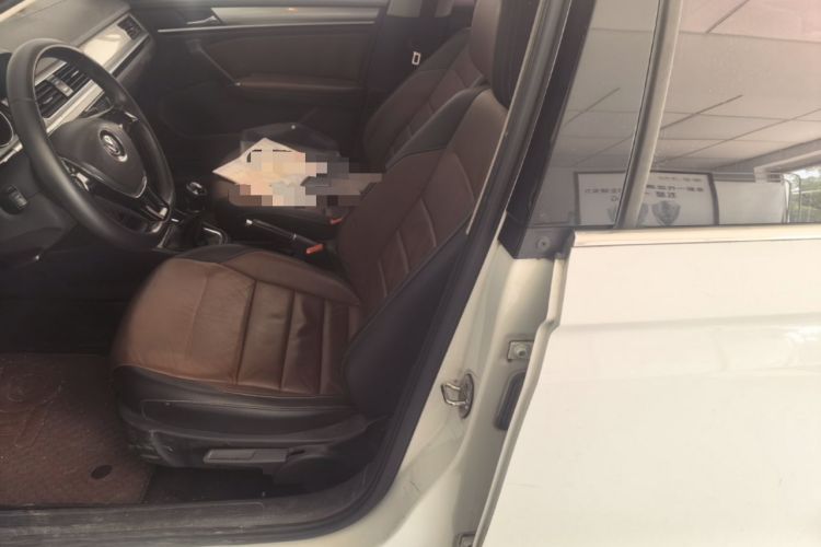 Used Volkswagen Bora 2016 1.6L Manual Comfort Model Left Front Seat