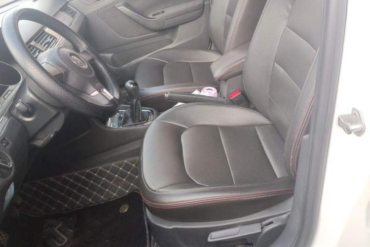 Used Volkswagen Bora 2016 1.6L Manual Fashion Edition Left Front Seat