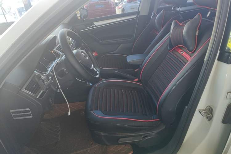 Used Volkswagen Bora 2016 230TSI DSG Comfort Model Left Front Seat