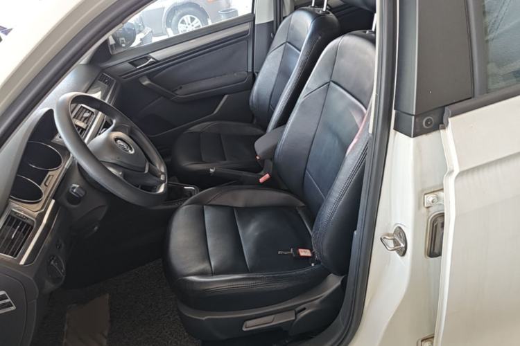 Used Volkswagen Bora 2016 1.6L Automatic Fashion Model Left Front Seat