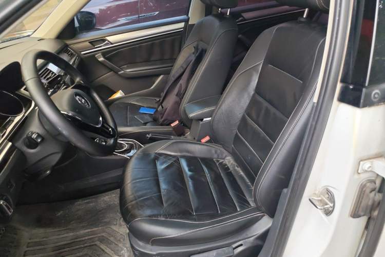 Used Volkswagen Bora 2016 1.6L Automatic Comfort Model Left Front Seat
