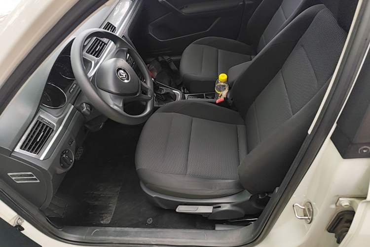 Used Volkswagen Bora 2016 1.6L Automatic Fashion Model Left Front Seat