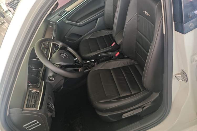 Used Volkswagen Bora 2016 230TSI DSG 25th Anniversary Edition Left Front Seat
