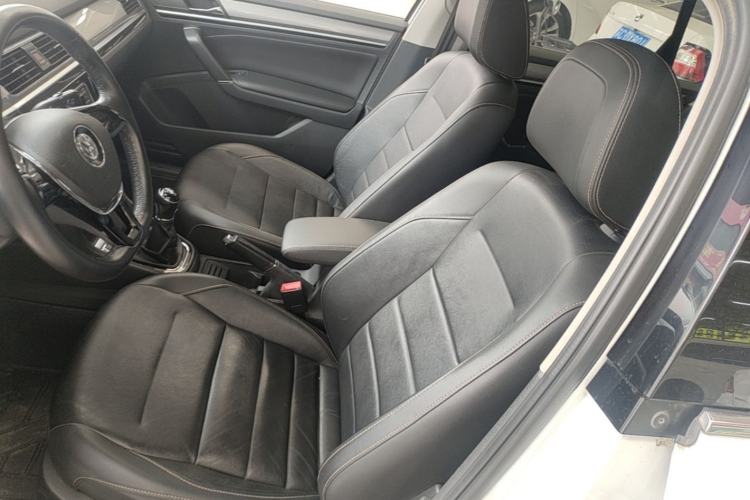 Used Volkswagen Bora 2016 1.6L Manual Comfort Model Left Front Seat