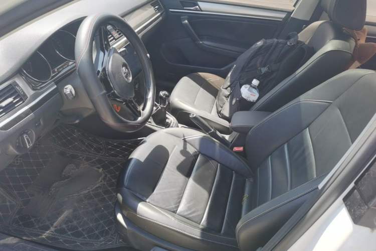 Used Volkswagen Bora 2016 1.6L Manual Comfort Model Left Front Seat