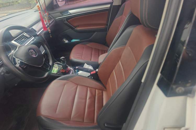 Used Volkswagen Bora 2016 1.6L Manual Comfort Model Left Front Seat