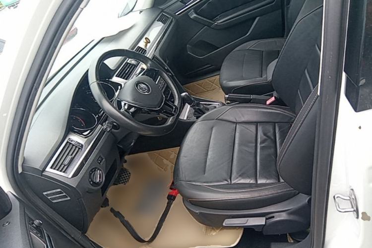Used Volkswagen Bora 2016 1.6L Automatic Comfort Model Left Front Seat
