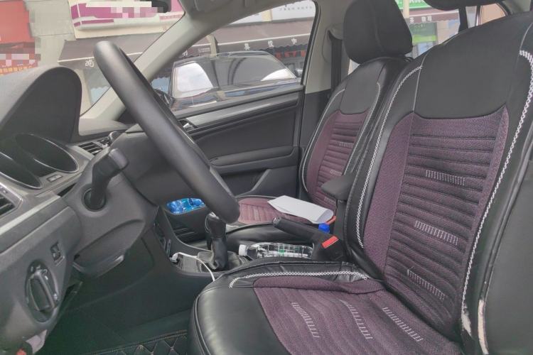Used Volkswagen Bora 2016 1.6L Manual Fashion Edition Left Front Seat