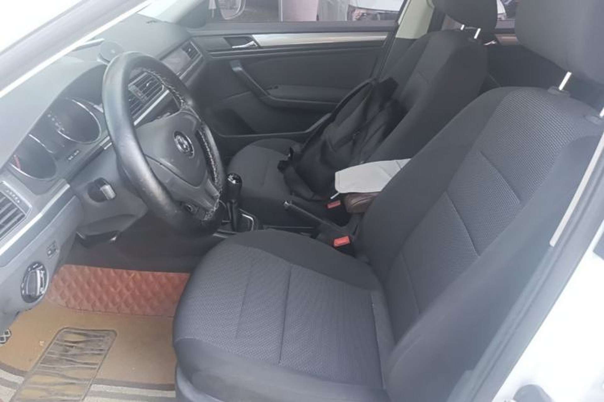 Used Volkswagen Bora 2016 1.6L Manual Fashion Edition Left Front Seat