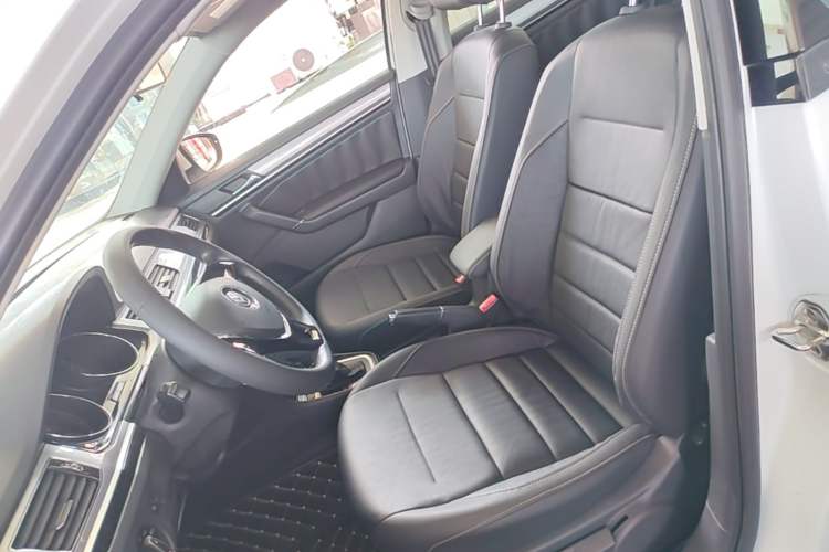 Used Volkswagen Bora 2016 1.6L Automatic Comfort Model Left Front Seat