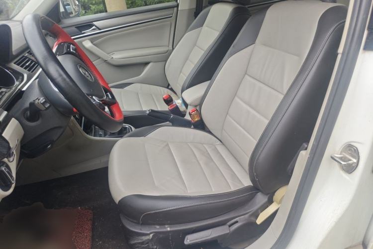 Used Volkswagen Bora 2016 1.6L Manual Comfort Model Left Front Seat