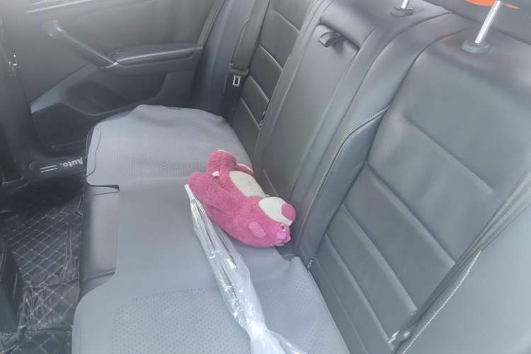 Used Volkswagen Bora 2016 1.6L Automatic Comfort Model Left Rear Seat