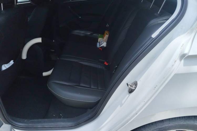 Used Volkswagen Bora 2016 1.6L Automatic Comfort Model Left Rear Seat