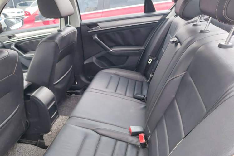 Used Volkswagen Bora 2016 1.6L Automatic Comfort Model Left Rear Seat