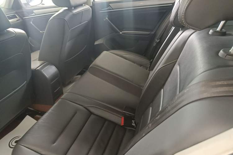 Used Volkswagen Bora 2016 1.6L Automatic Comfort Model Left Rear Seat