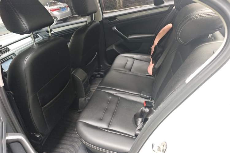 Used Volkswagen Bora 2016 1.6L Automatic Fashion Model Left Rear Seat