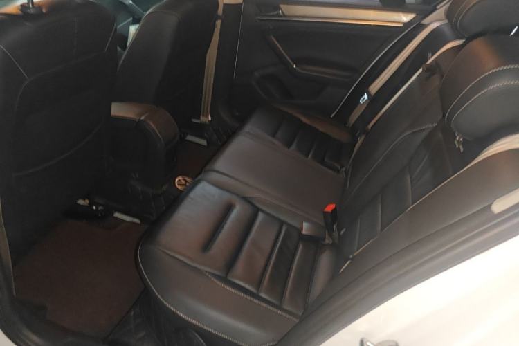 Used Volkswagen Bora 2016 230TSI DSG 25th Anniversary Edition Left Rear Seat