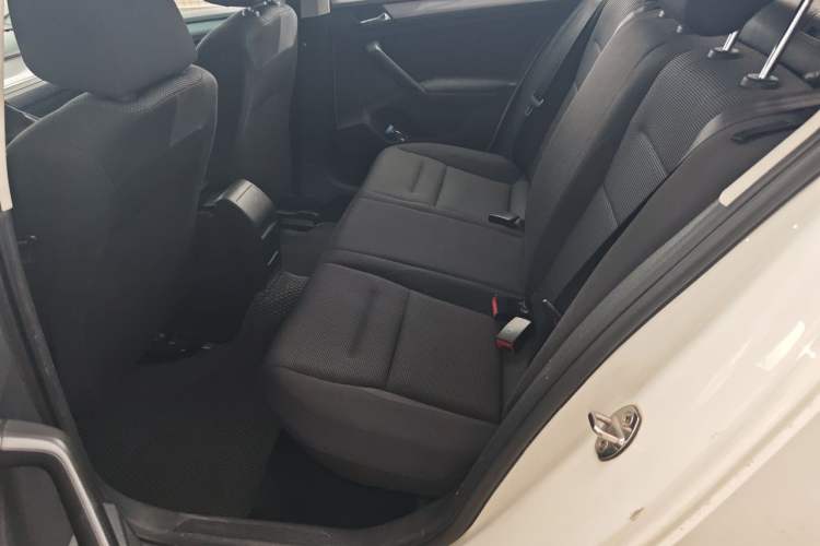 Used Volkswagen Bora 2016 1.6L Automatic Fashion Model Left Rear Seat