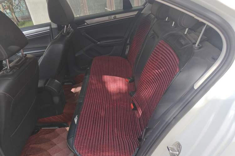 Used Volkswagen Bora 2016 1.6L Automatic Comfort Model Left Rear Seat