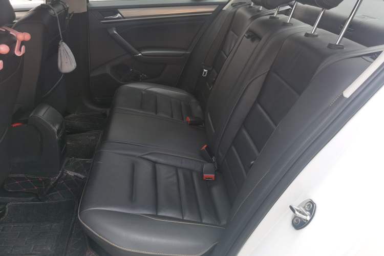 Used Volkswagen Bora 2016 1.6L Automatic Comfort Model Left Rear Seat