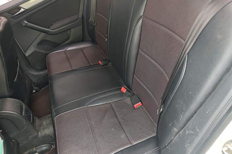 Used Volkswagen Bora 2016 1.6L Automatic Fashion Model Left Rear Seat