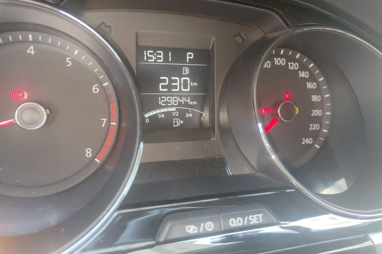 Used Volkswagen Bora 2016 1.6L Automatic Comfort Model Odometer Close Up