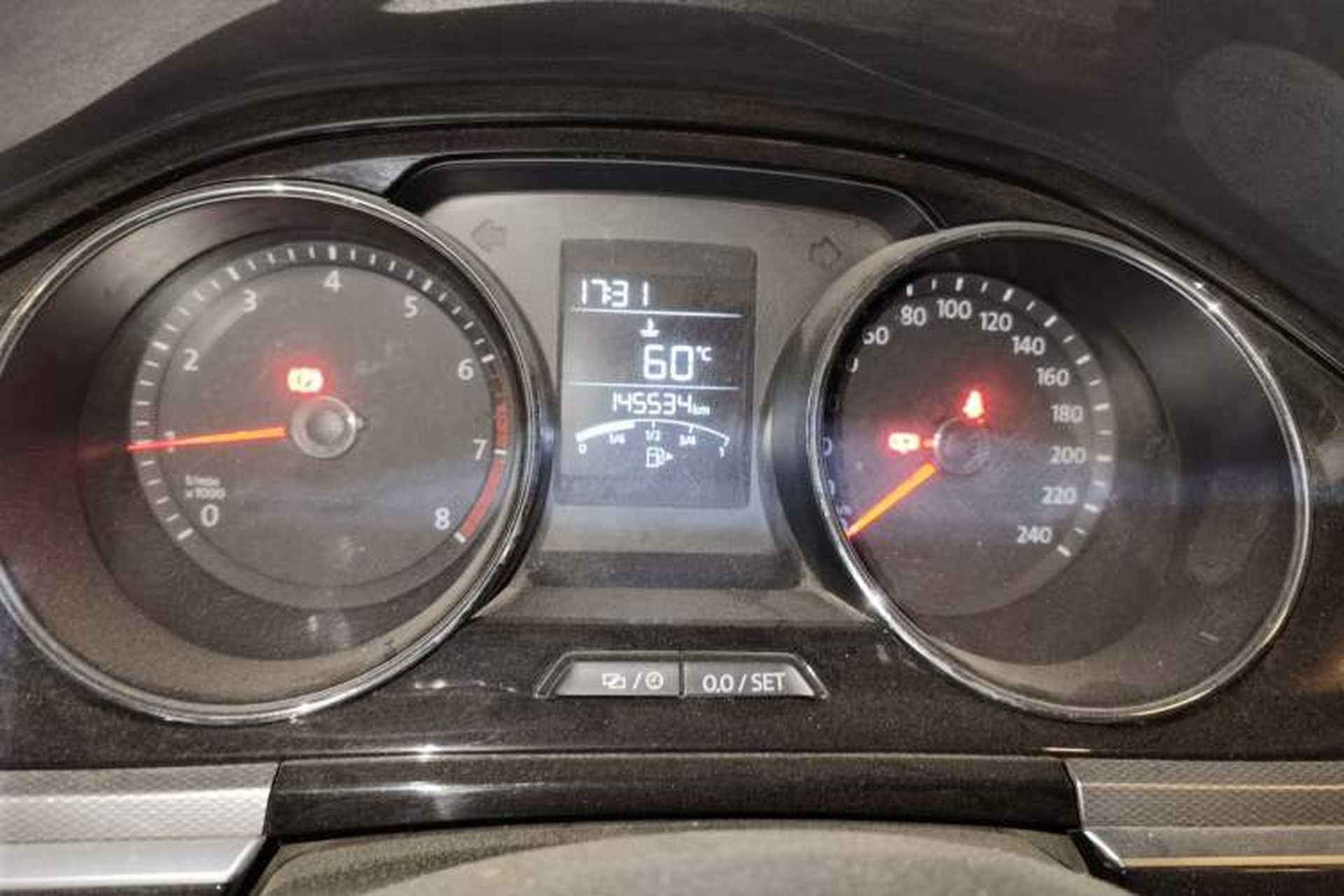 Used Volkswagen Bora 2016 1.6L Manual Comfort Model Odometer Close Up