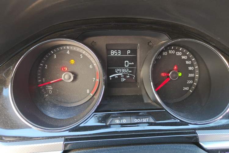 Used Volkswagen Bora 2016 1.6L Automatic Comfort Model Odometer Close Up