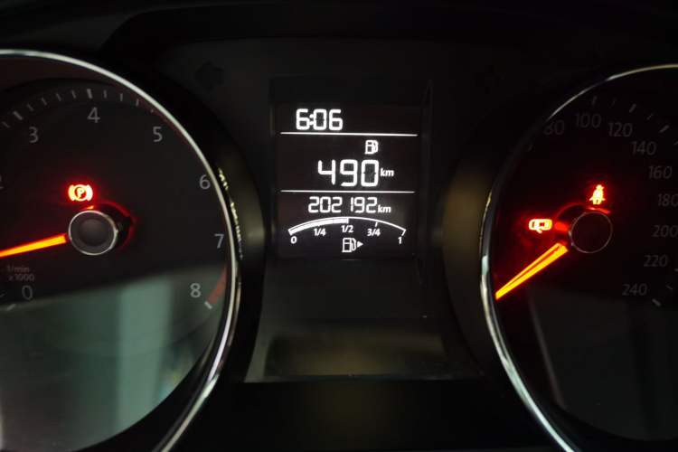 Used Volkswagen Bora 2016 1.6L Manual Fashion Edition Odometer Close Up