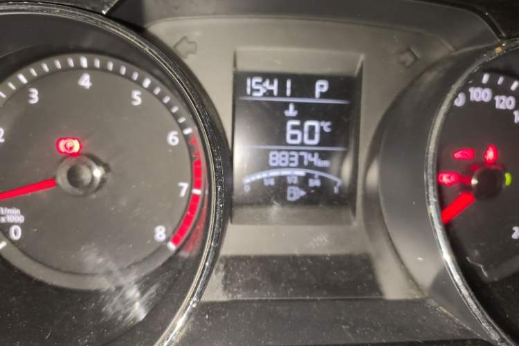 Used Volkswagen Bora 2016 1.6L Automatic Comfort Model Odometer Close Up