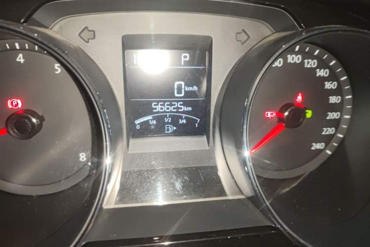Used Volkswagen Bora 2016 1.6L Automatic Comfort Model Odometer Close Up