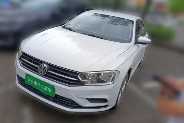 Ojetý Volkswagen Bora 2016 1.6L Manual Fashion Edition