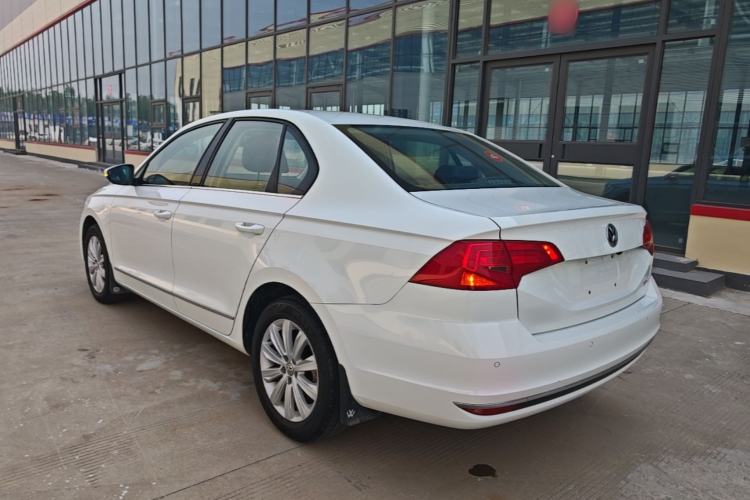 Used Volkswagen Bora 2016 1.6L Manual Comfort Model Rear Left 45 Deg