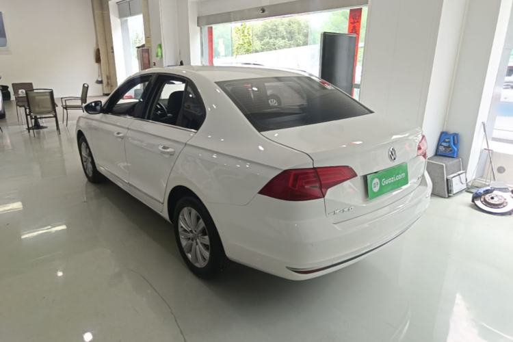 Used Volkswagen Bora 2016 1.6L Automatic Comfort Model Rear Left 45 Deg