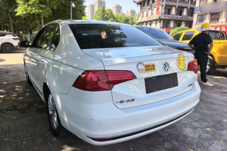 Used Volkswagen Bora 2016 1.6L Manual Comfort Model Rear Left 45 Deg