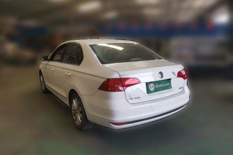 Used Volkswagen Bora 2016 1.6L Manual Comfort Model Rear Left 45 Deg