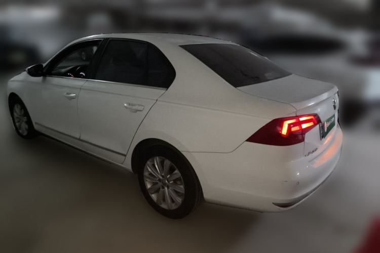 Used Volkswagen Bora 2016 1.6L Automatic Comfort Model Rear Left 45 Deg