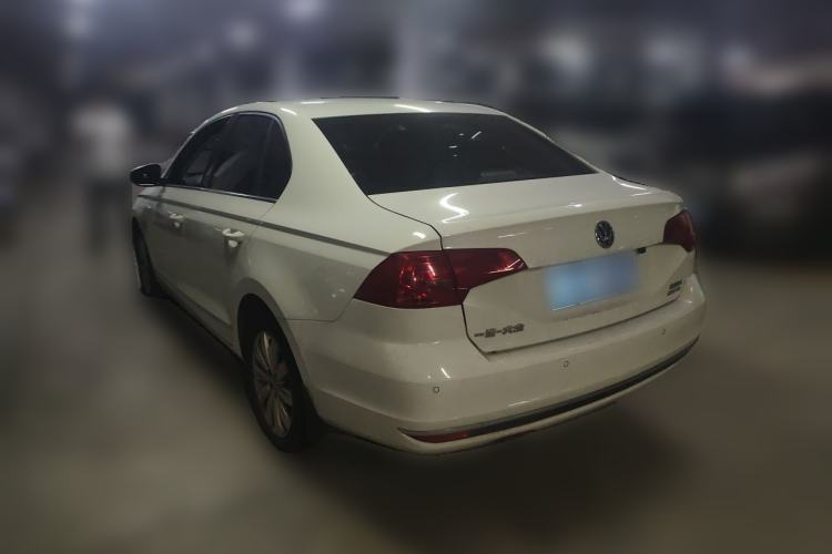 Used Volkswagen Bora 2016 230TSI DSG Comfort Model Rear Left 45 Deg