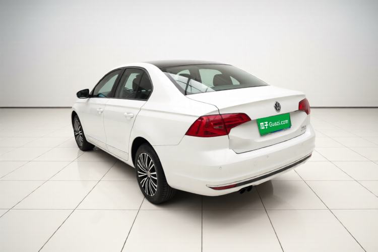 Used Volkswagen Bora 2016 230TSI DSG 25th Anniversary Edition Rear Left 45 Deg