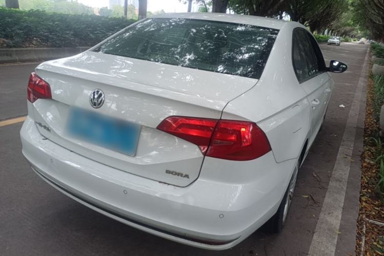 Used Volkswagen Bora 2016 1.6L Automatic Comfort Model Rear Right 45 Deg