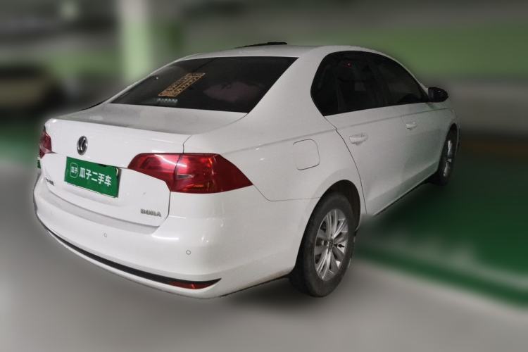 Used Volkswagen Bora 2016 1.6L Manual Fashion Edition Rear Right 45 Deg